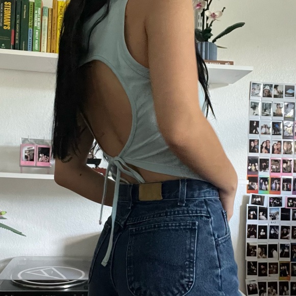 URBAN OUTFITTERS LEMON TIE CROP TOP - Picture 5 of 5